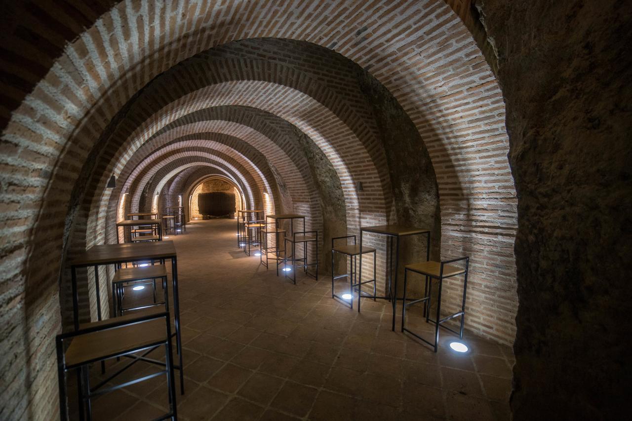 Posada Isabel De Castilla Мадригал де лас Атлас Торес Екстериор снимка